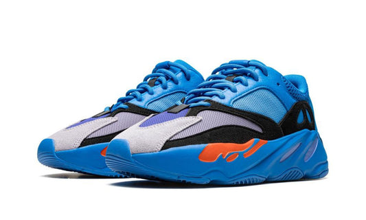 Yeezy boost 700