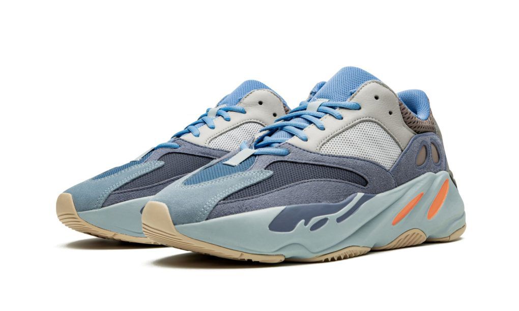 Yeezy boost 700