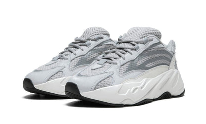 Yeezy boost 700