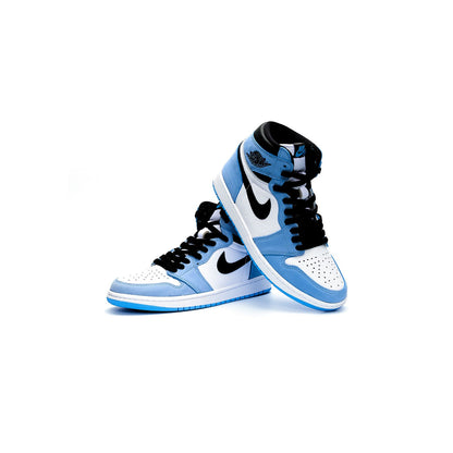 JORDAN 1 RETRO HIGH ‘WHITE UNIVERSITY BLUE BLACK’💙🤍
36-45 AVAILABLE 🤩
